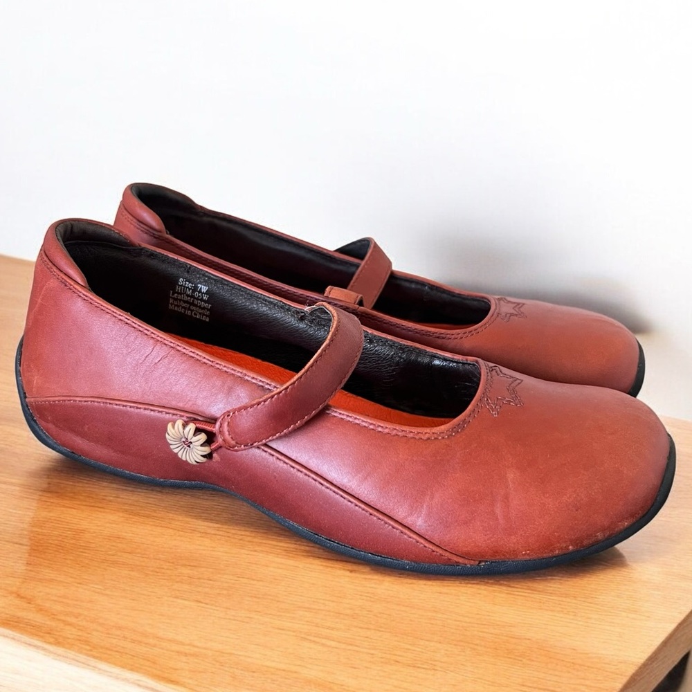 ULU Very Nice Mary Jane Comfort Flats Brown/Rust Leather Size 7
